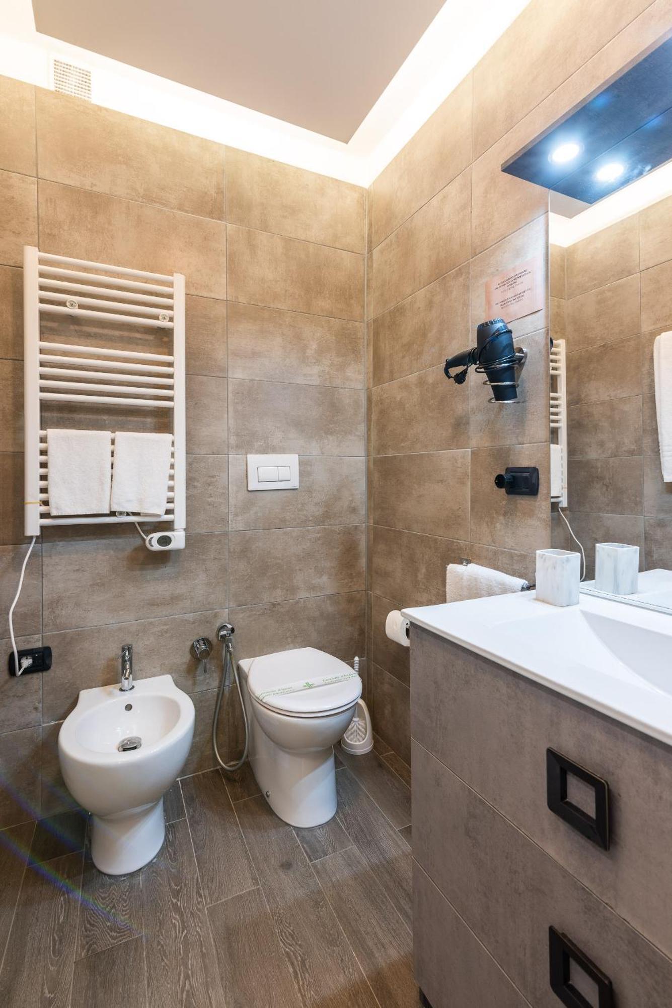 Double L Luxury Suite Milano Eksteriør bilde
